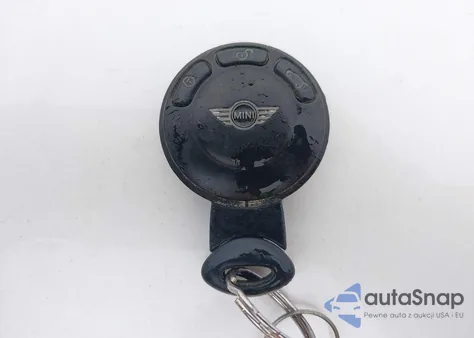 2011 Mini Cooper S z USA, uszkodzony, nr VIN WMWSV3C51BTY11548